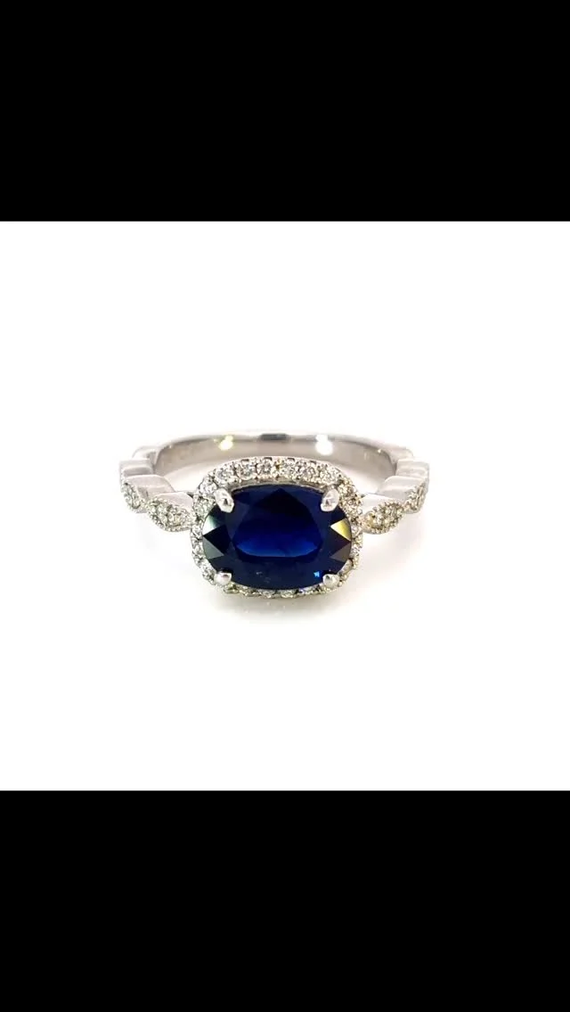 Pt サファイアリング
2.150ct D 0.250ct 
 
2ctupと粒の大きいサファイアに繊細で華奢なデザインの組み合わせは、どことなくアンティーク感が漂います。石は大きいですがギラギラした感じは無く、落ち着いたサファイアの色味は、むしろ奥ゆかしさ、慎ましさが感じられます😊

《金・プラチナ製品買取》
使わなくなったネックレス、壊れたリングなど地金製品を高額査定で買い取り致します。 宝石の買取もご相談下さい。

《毛皮・宝石下取り》
使わなくなった毛皮製品、宝石をお支払いの一部にご利用いただけます。

#ダイヤモンド 
#サファイア 
#ラグジュアリー 
#銀座 
#銀座6丁目 
#交詢ビル 
#jewery 
#diamond 
#saphire 
#ginza 
#ginza6 
#ginzasix
#買取 
#買取り