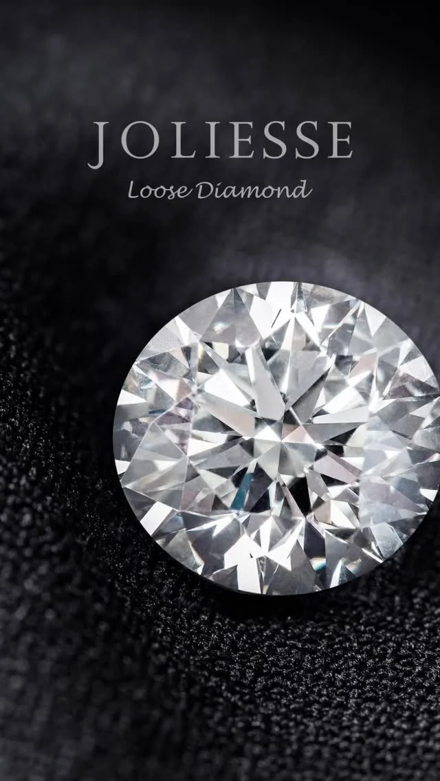 世界的な経済不安の状況から
注目と人気が高まる
最高に美しい輝く資産といわれる
高品質のダイヤモンド💎

ダイヤモンドは小さく軽いのに高価値であり、
所有する上で、大きな場所も取らず
保管性にたいへん優れていますし
自国や世界の経済危機にも強く
通貨に比べ、価値を失うリスクが低いのも
大きな特長で、世界の多くの富裕層が
安全資産として所有しています。

ジョリエスは、資産保持としての
高品質なダイヤモンドを、
国際相場を基準にした価値ある価格で
皆さまにお届けしています。

購入のご検討は
店頭もしくはWebサイトから。

【店舗のご案内】
ジョリエスの店舗は銀座にございます。

場所は銀座6丁目の交詢ビル3Fです。
(1,2Fがバーニーズ・ニューヨークのビルです)

店舗では、資産ダイヤモンドだけでなく
希少な宝石を使用したハイジュエリーも
販売しております。

銀座にお越しの際は
ぜひ一度お立ち寄りください♪

#diamond #宝石 #ダイヤモンド #資産 #経済