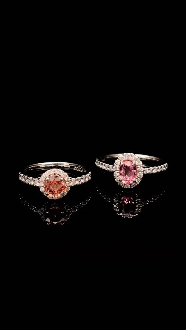 （右）PT パパラチアサファイア リング
0.726ct D0.28ct

（左）PT パパラチアサファイア リング
0.885ct D0.23ct

🪷蓮の花を意味するパパラチア、柔らかいオレンジがかった優しいピンク色が特徴です😊パパラチアサファイアと認定される色幅はとても狭いのですが、それでもその認定された色味にはいろいろな色があります。そしてどの色も魅力的です😊

《金・プラチナ製品買取》
使わなくなったネックレス、壊れたリングなど地金製品を高額査定で買い取り致します。 宝石の買取もご相談下さい。

《毛皮・宝石下取り》
使わなくなった毛皮製品、宝石をお支払いの一部にご利用いただけます。

#ダイヤモンド 
#ジュエリー 
#ラグジュアリー 
#交詢ビル 
#ジュエリー好きさんと繋がりたい