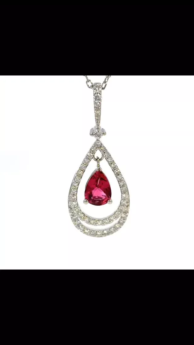 PT ルベライト ペンダント
0.536ct D0.37ct

様々なカラーのあるトルマリンですが、鮮やかで濃いピンクから魅惑的な赤色のものをルベライトと呼びます。産出量が少ない為その希少性は高く、コレクター人気が高い宝石です😊

《金・プラチナ製品買取》
使わなくなったネックレス、壊れたリングなど地金製品を高額査定で買い取り致します。 宝石の買取もご相談下さい。

《毛皮・宝石下取り》
使わなくなった毛皮製品、宝石をお支払いの一部にご利用いただけます。

#ダイヤモンド 
#トルマリン 
#ラグジュアリー 
#交詢ビル 
#ジュエリー好きさんと繋がりたい