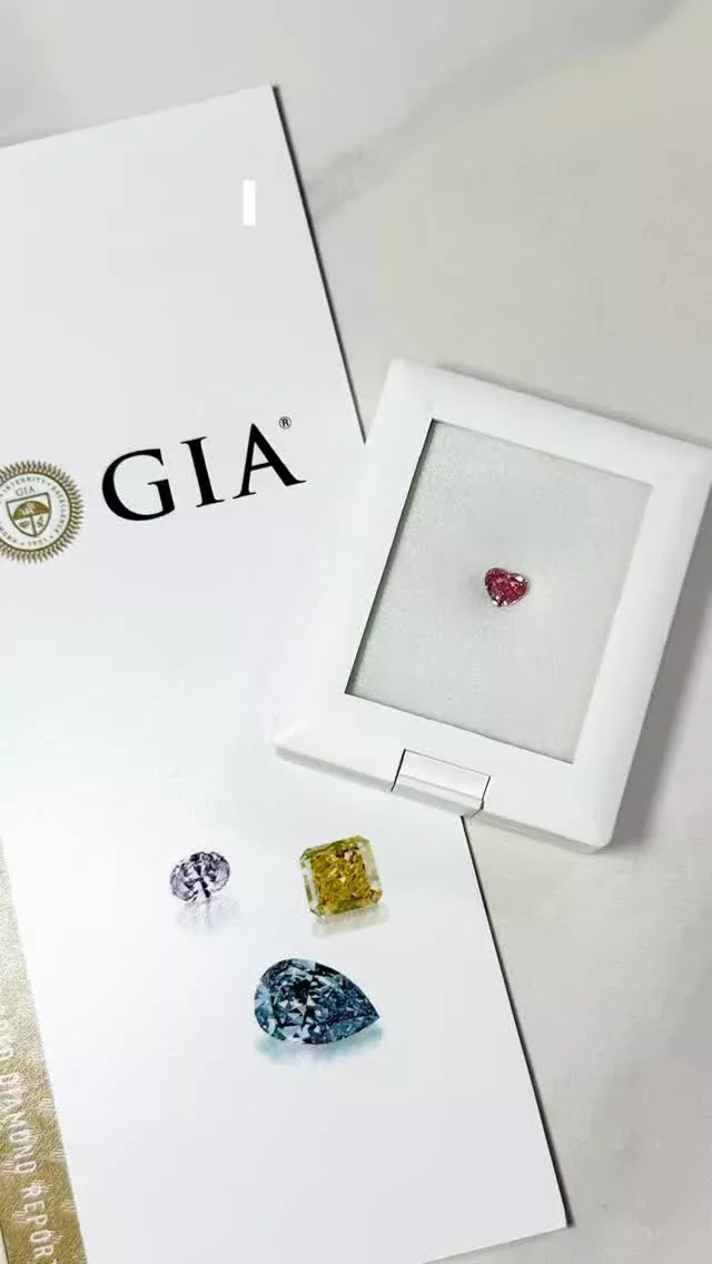 ピンクダイヤモンドを始めとする
カラーダイヤモンドが💎✨
世界的な人気急上昇で入手困難に！

ジョリエスでは、独自の仕入れルートより
希少な商品が入荷する事がございますので、
Webサイトからお問合せ、
もしくは店頭での定期的なチェックを
お勧めいたします。

【店舗のご案内】
ジョリエスの店舗は銀座にございます。

場所は銀座6丁目の交詢ビル3Fです。
(1,2Fがバーニーズ・ニューヨークのビルです)

ハイジュエリー販売を始め
資産価値の高い高品質なダイヤモンドの
価格相場の最新情報や
希少な商品をご提供いたします。

銀座にお越しの際は
ぜひ一度お立ち寄りください♪

#pinkdiamond #colordiamonds #カラーダイヤモンド #ピンクダイヤモンド #魅力